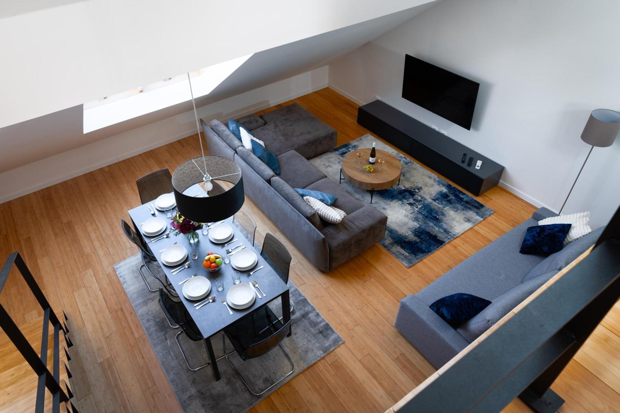Two-Level Apart With A Terrace Near The Vltava River Praha Bagian luar foto