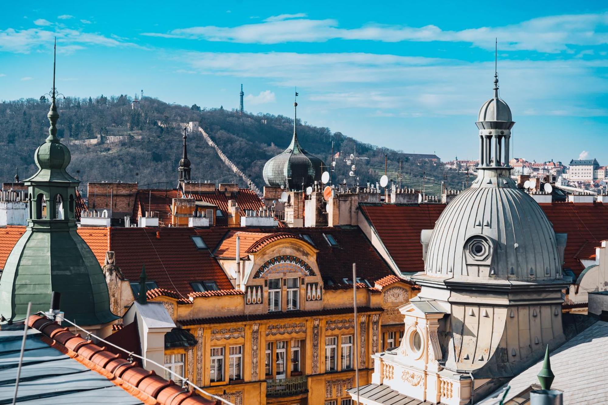 Two-Level Apart With A Terrace Near The Vltava River Praha Bagian luar foto